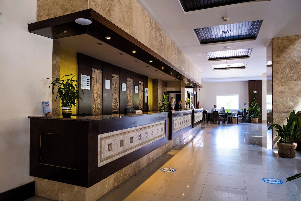 Réception de l'hôtel